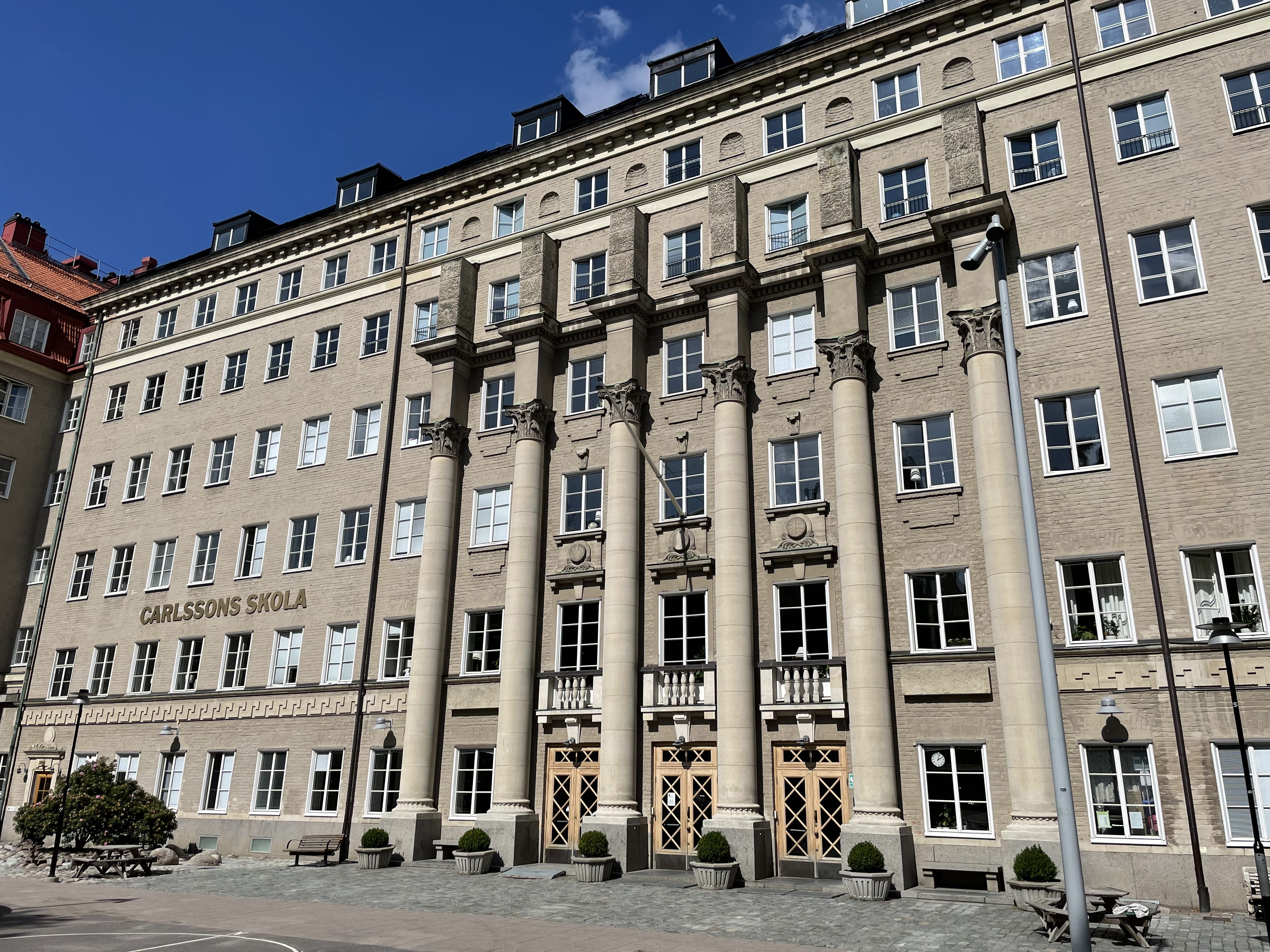 Carlssons Skola